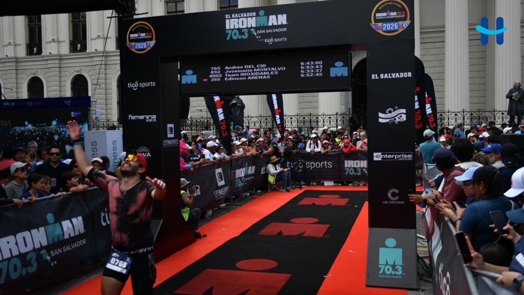 Catracho Andrés del Cid participó por segunda vez en el IRONMAN 70.3