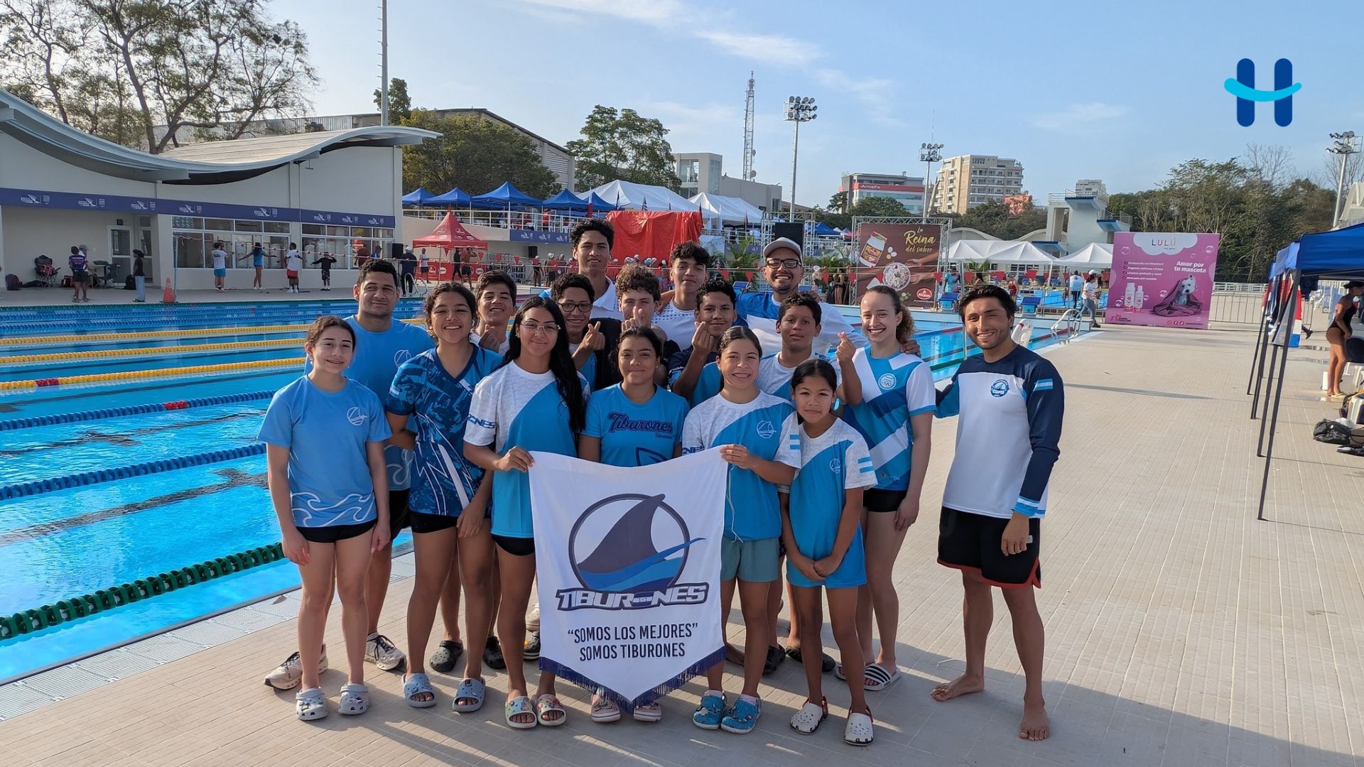 Natación hondureña compite en República Dominicana