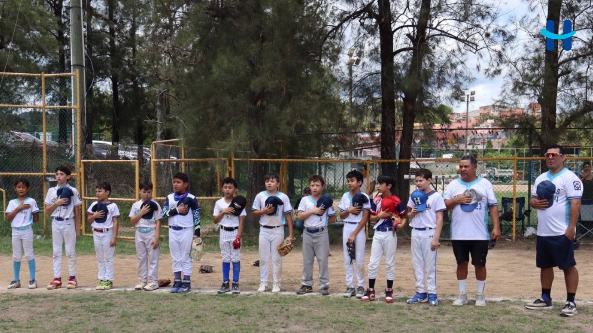 Selección hondureña de béisbol U10 lista para torneo en Puerto Rico