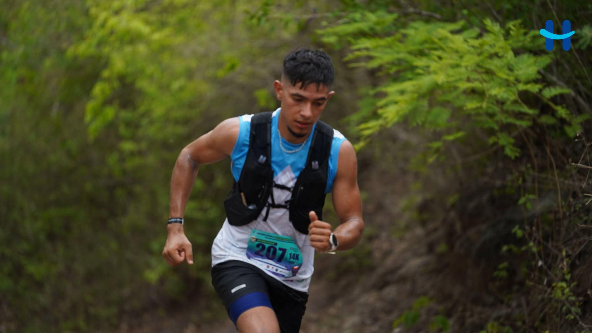 Hondureño Daniel Gaitán gana bronce en competencia de montaña en Nicaragua