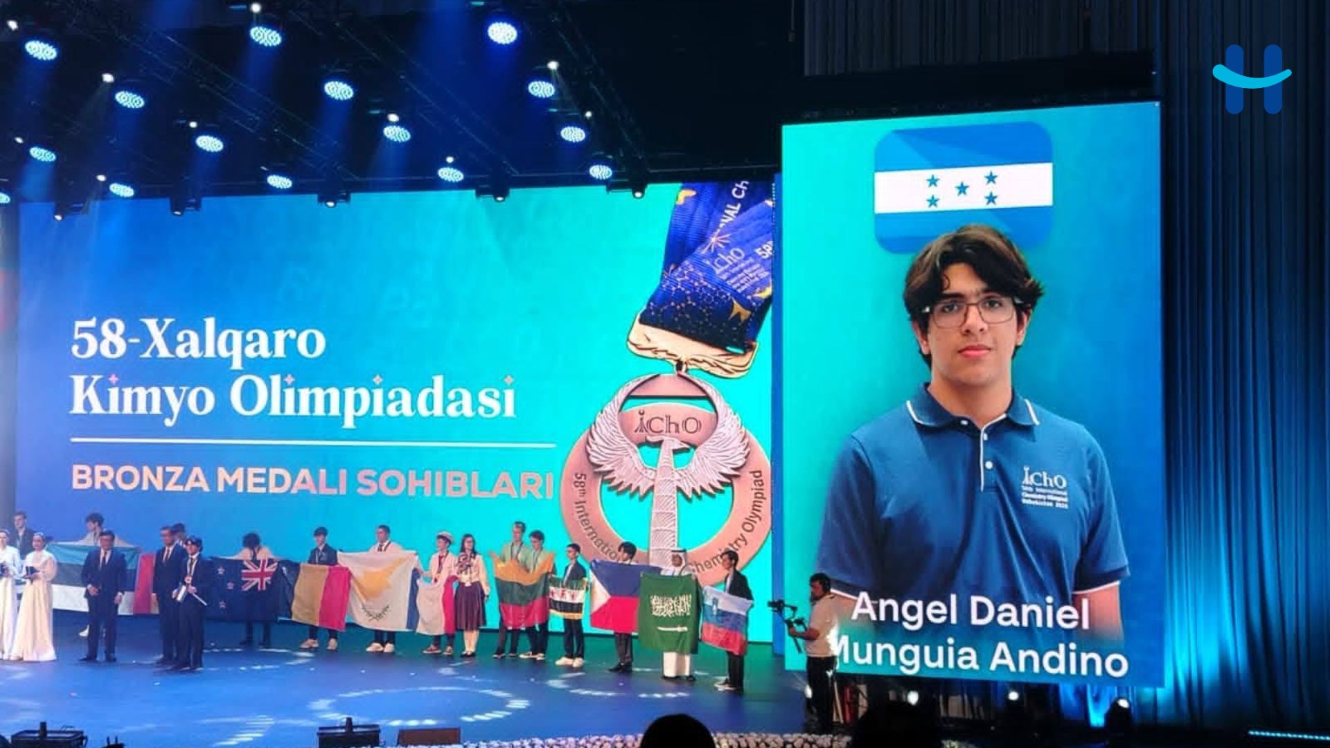 Joven Hondureño gana bronce en la Olimpiada Internacional de Química Mendeleev