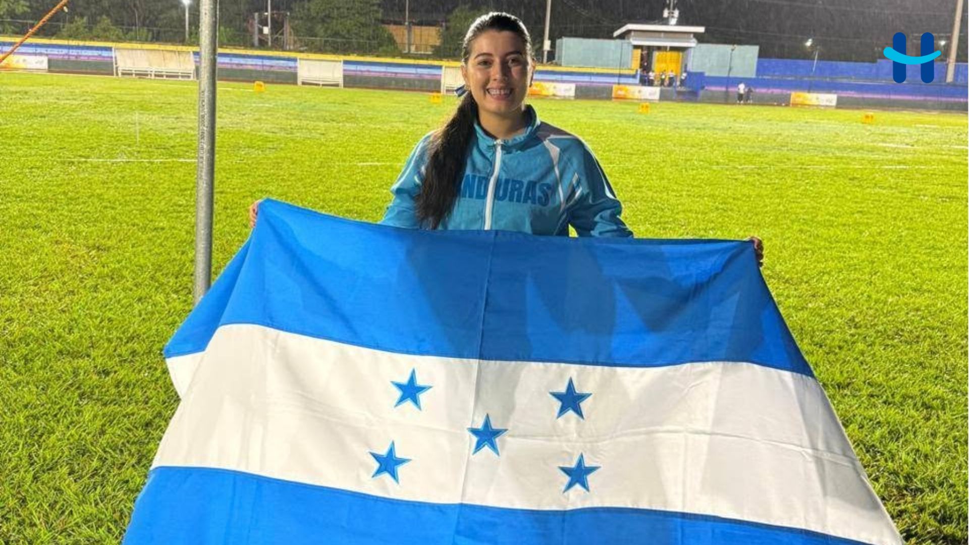 Esther Padilla, la joven catracha que conquista el atletismo