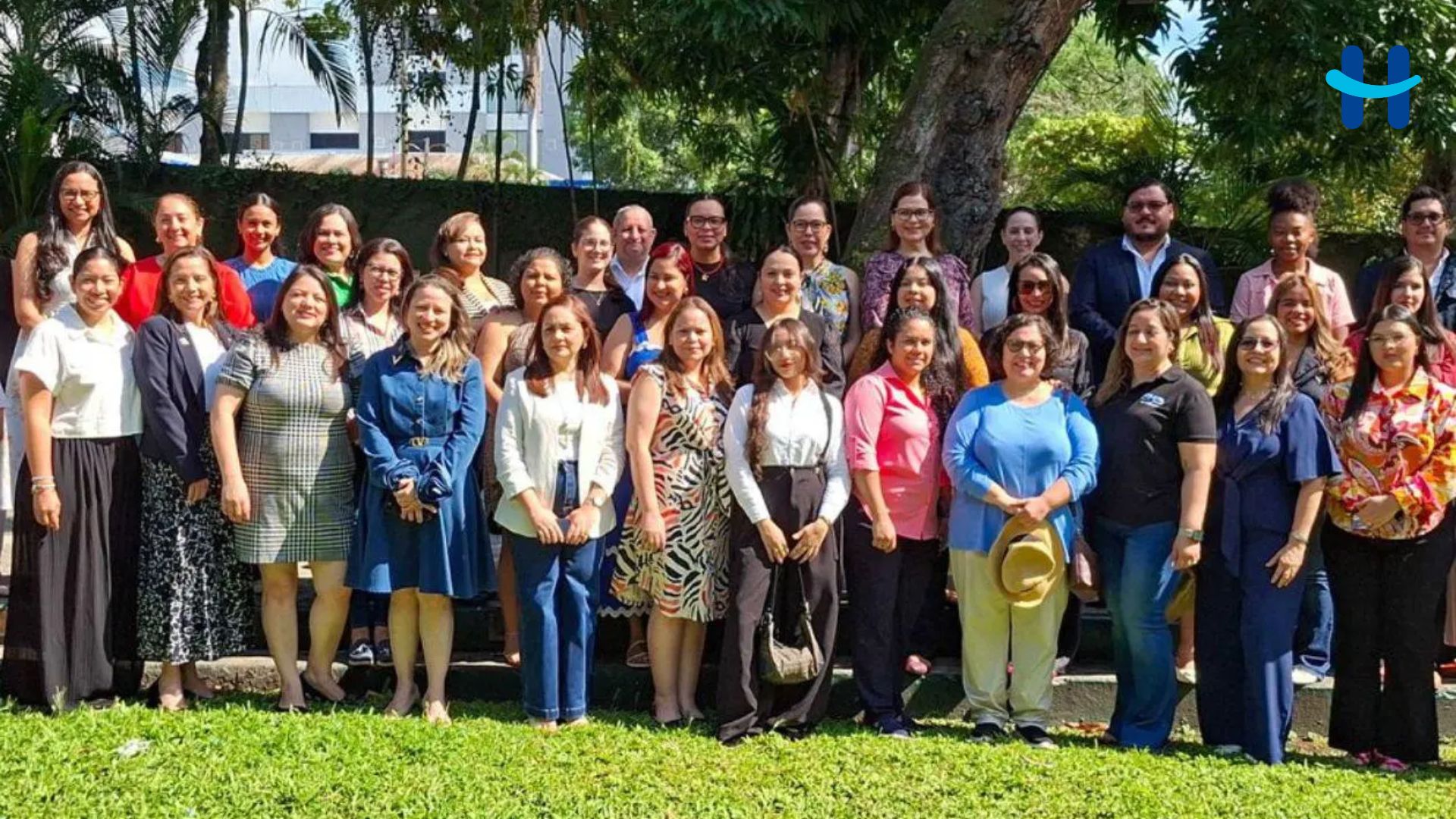 Mujeres emprendedoras de Honduras reciben mentoría para crecer