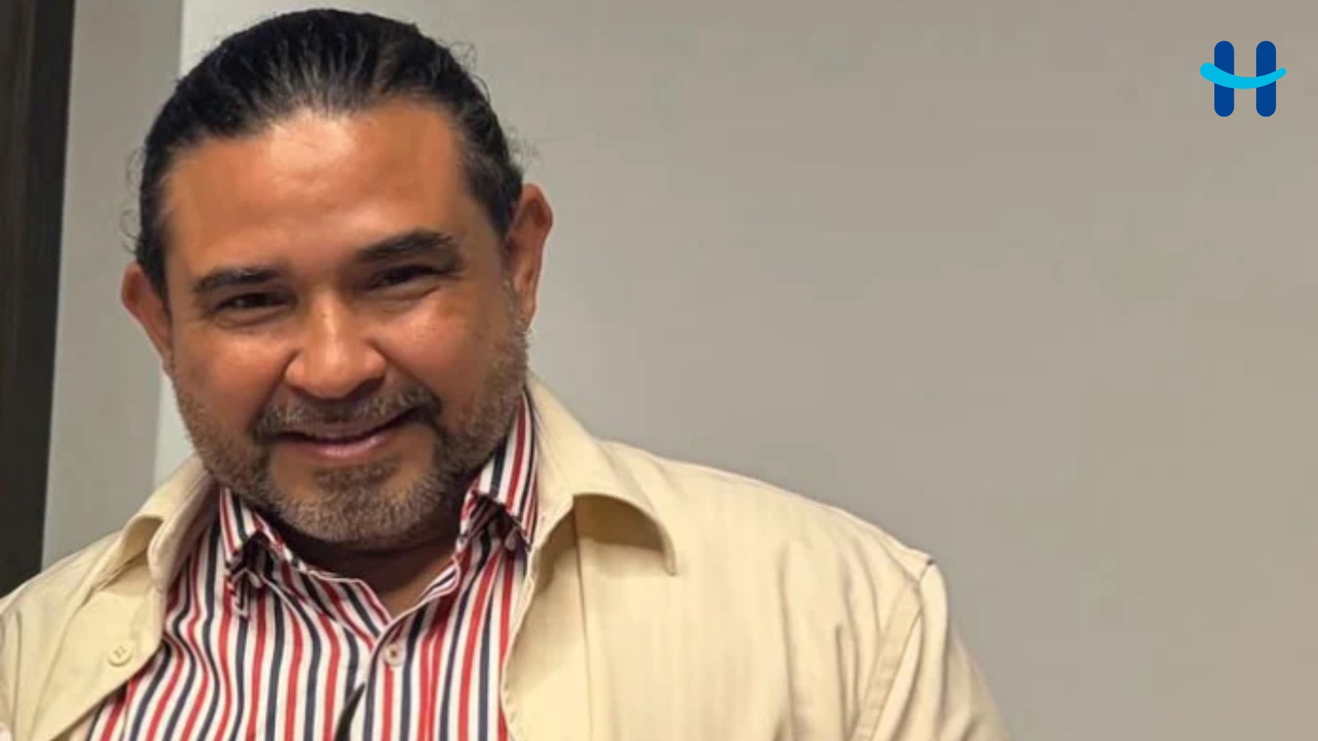 Artista hondureño gana premio en Colombia y llegará a París