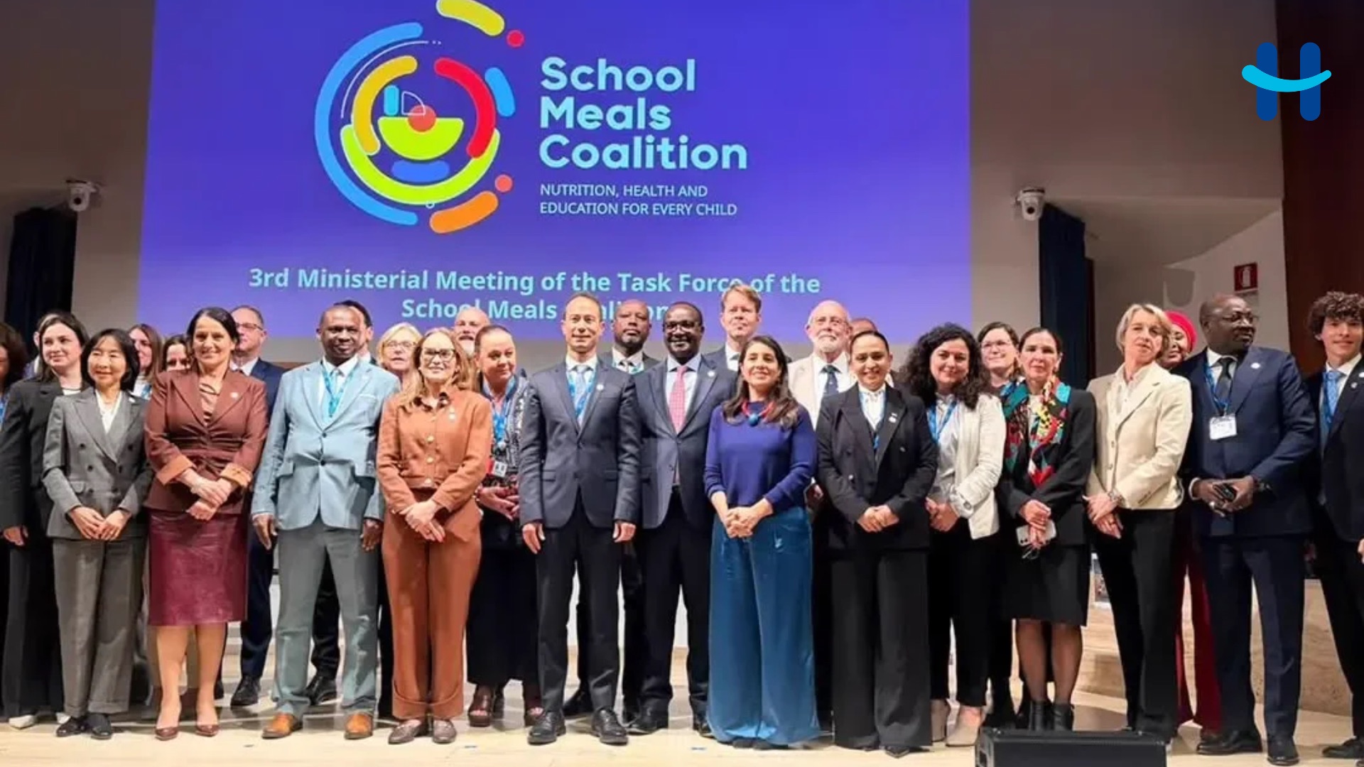 Honduras presenta su programa de alimentación escolar en Italia